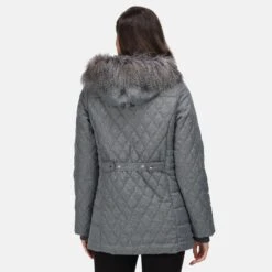 Regatta Womens/Ladies Zalika Quilted Insulated Jacket (Black) 24 Regatta Womens/Ladies Zalika Quilted Insulated Jacket (Black) -Sportswear Store k8b08cdf85392231e03a39ad5403f6bf6